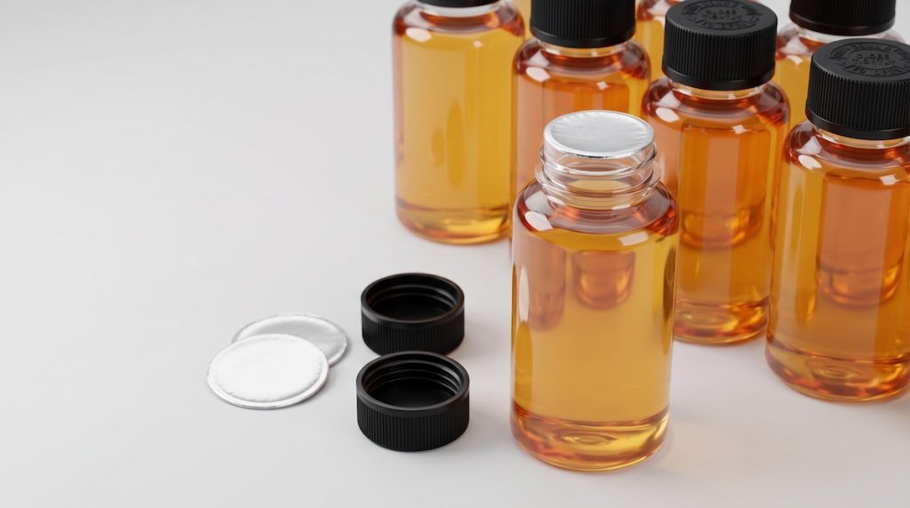 heat induction foil liner sealed on PET fragrance oil bottle mouth